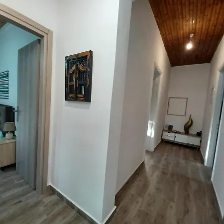 House For Up To 9 People Near Olympia Ferienhaus Katakolo