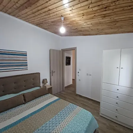 Holiday home House For Up To 9 People Near Olympia