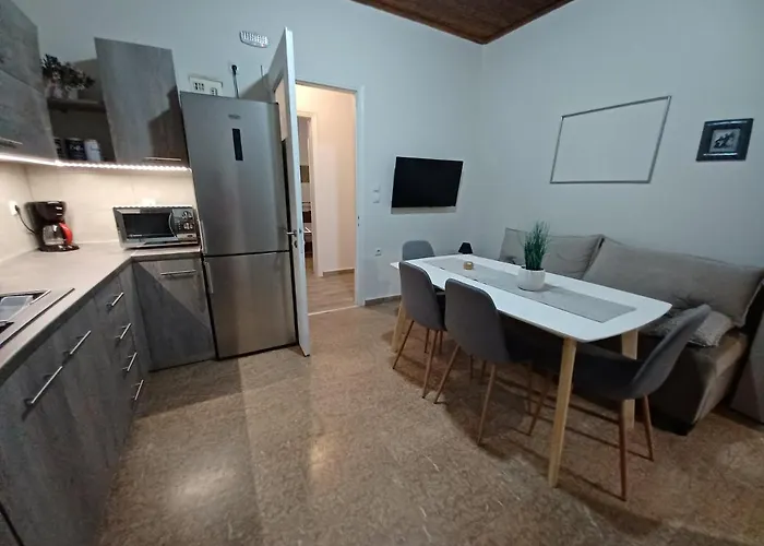 בית נופש House For Up To 9 People Near Olympia *