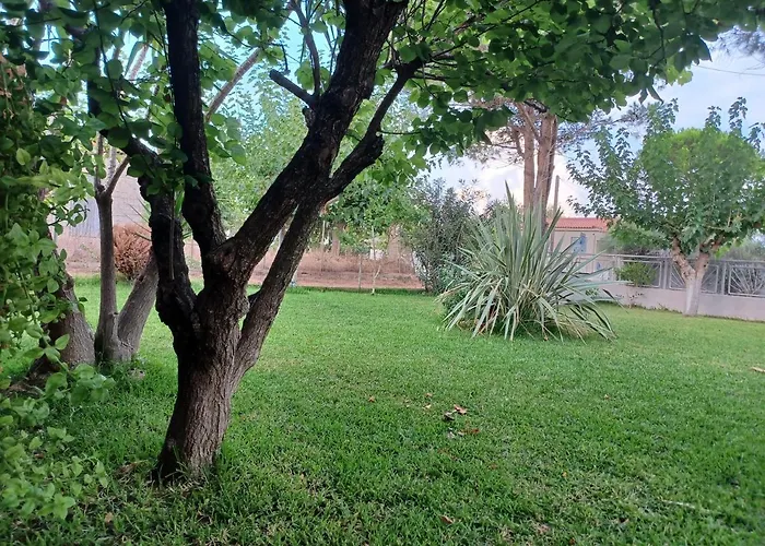 House For Up To 9 People Near Olympia קאטאקולון