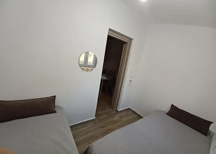 בית נופש House For Up To 9 People Near Olympia קאטאקולון